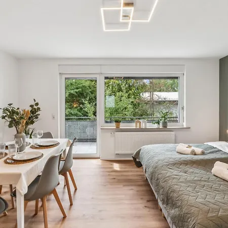 アパート Modernes 6-betten-apartment Mit Balkon Und Parkplatz - Zentrale Lage アーレン