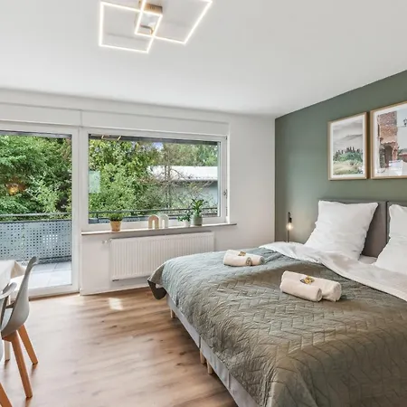 Modernes 6-betten-apartment Mit Balkon Und Parkplatz - Zentrale Lage