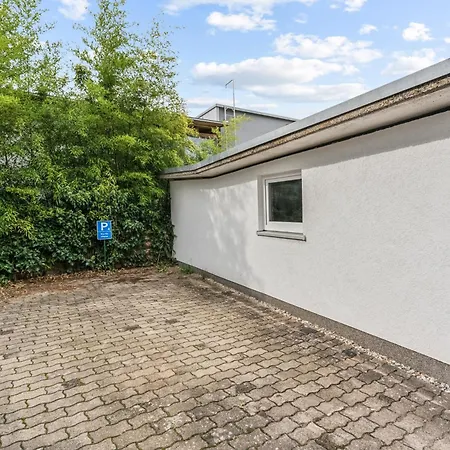 Modernes 6-betten-apartment Mit Balkon Und Parkplatz - Zentrale Lage * アーレン